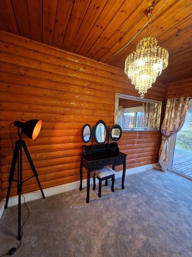 Kaoglen Warren - Pet Friendly - Hot Tub - Cairngorms Lodge