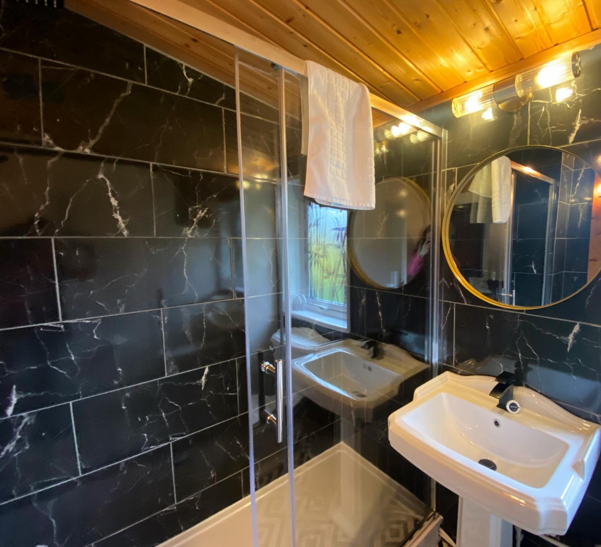 Kaoglen Warren - Pet Friendly - Hot Tub - Cairngorms